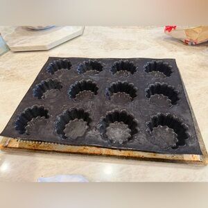 Demarle Non-Stick silicone FlexiPan with tray